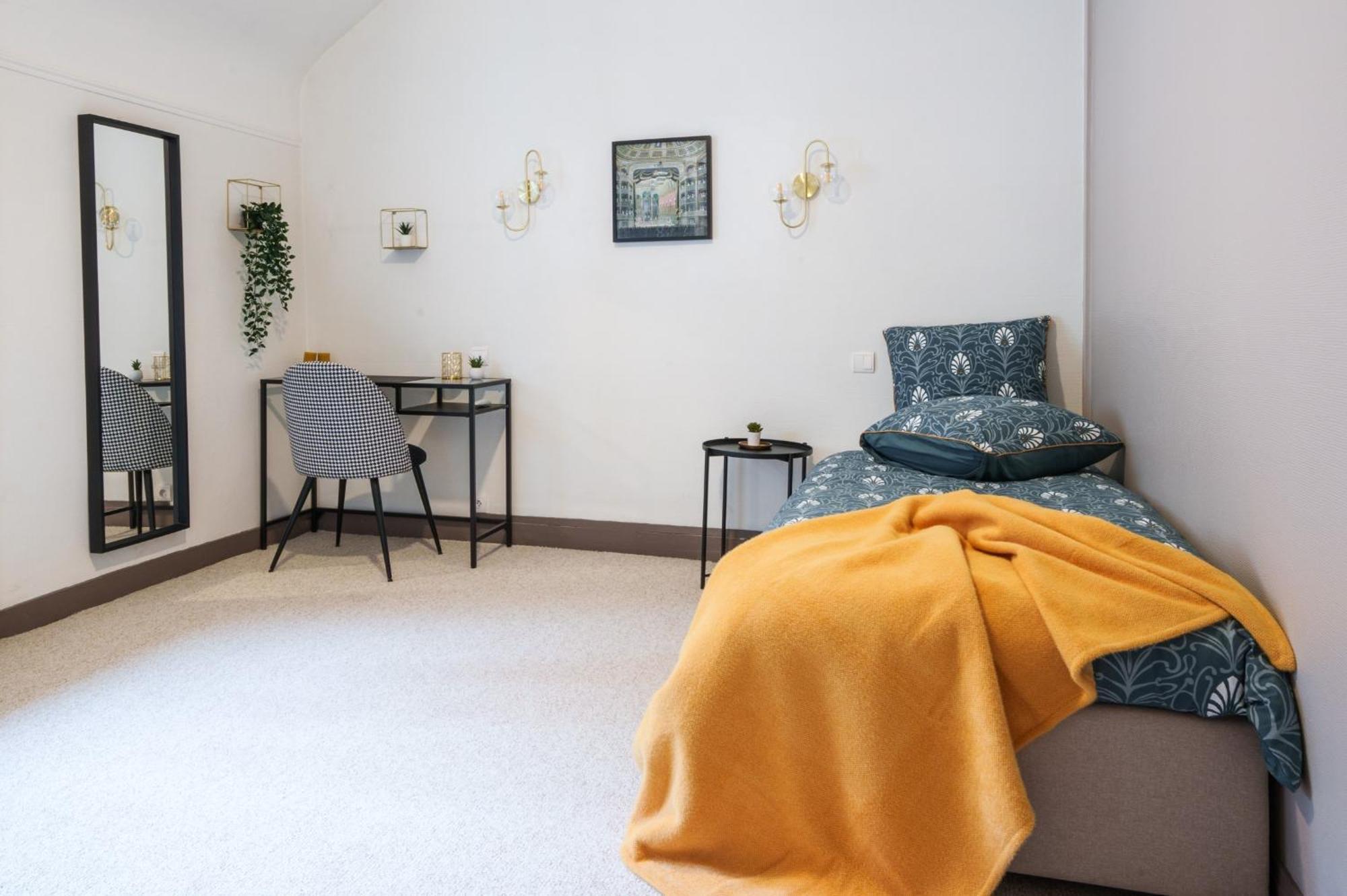 La Cour De L'opera - Parking - Prestiplace Collection Villa